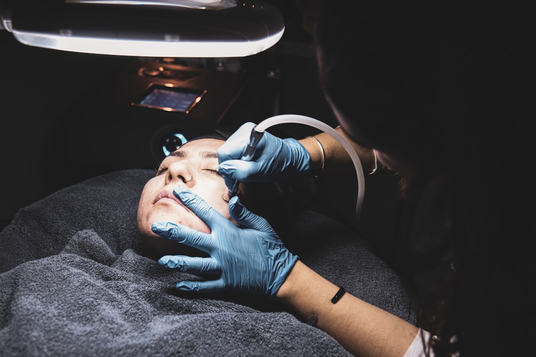 Lifting Viso Senza Chirurgia: Filler e PDO Threads