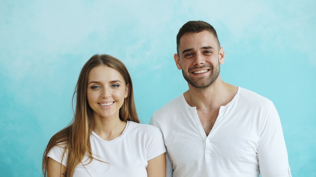 Oil Pulling e Sbiancamento Denti: Cosa Dice Davvero la Scienza